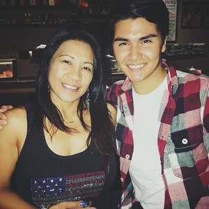 Meet your Posher, Kyle